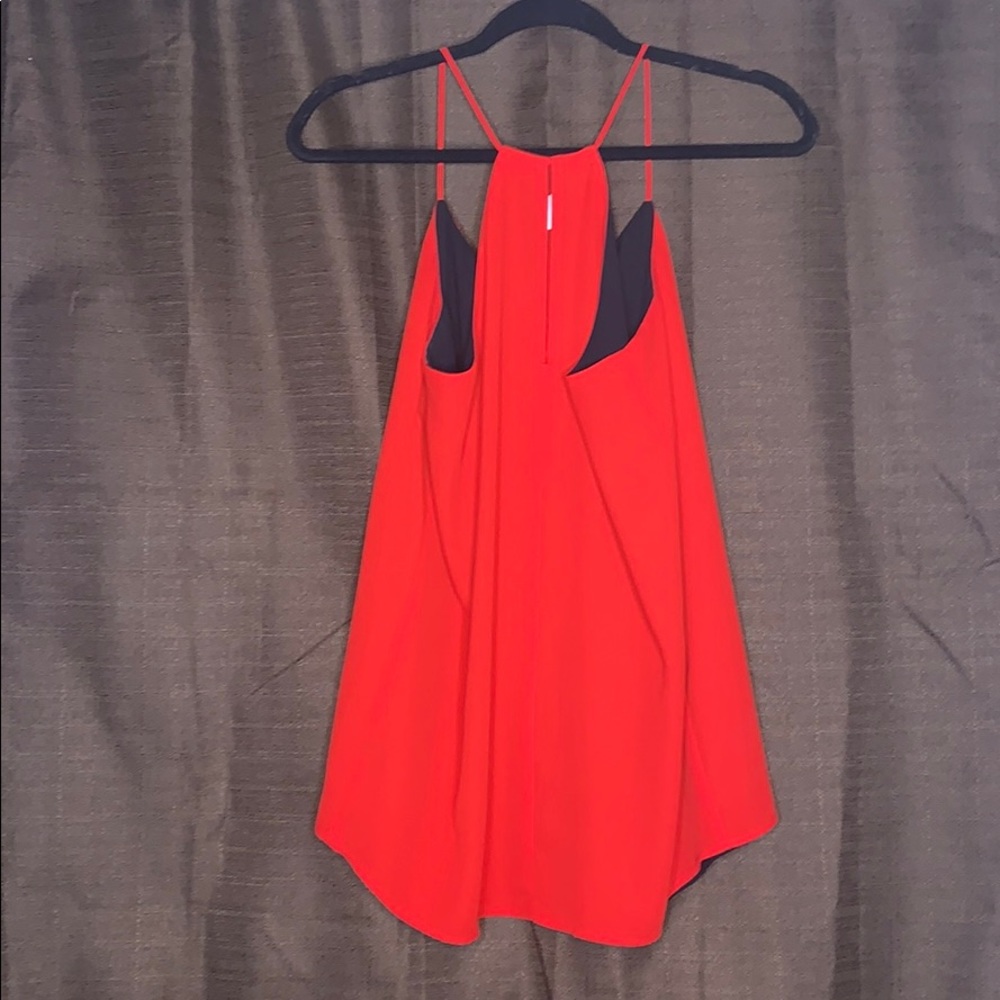 Express Tank top - Picture 2 of 3